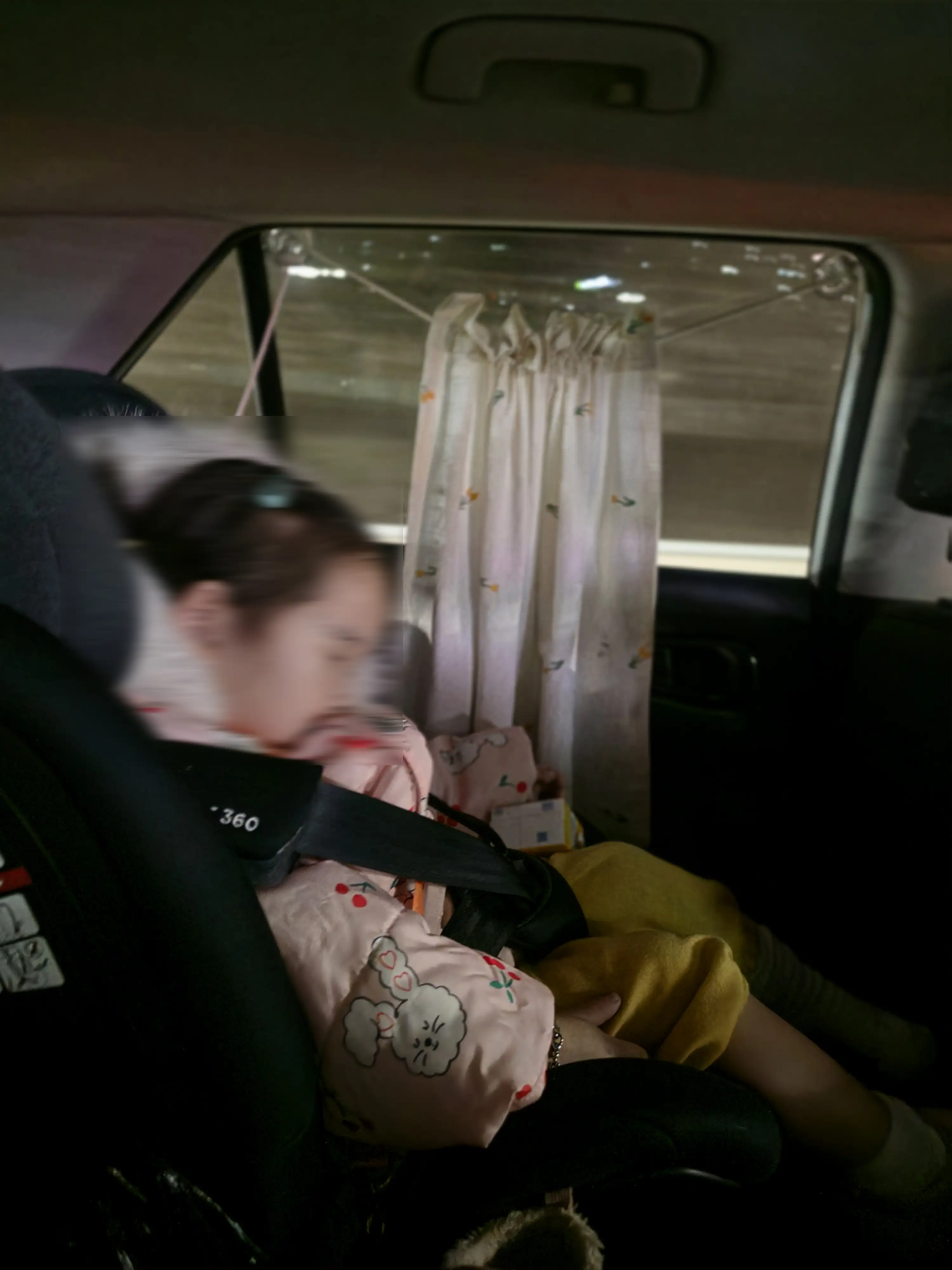 Image in a image block