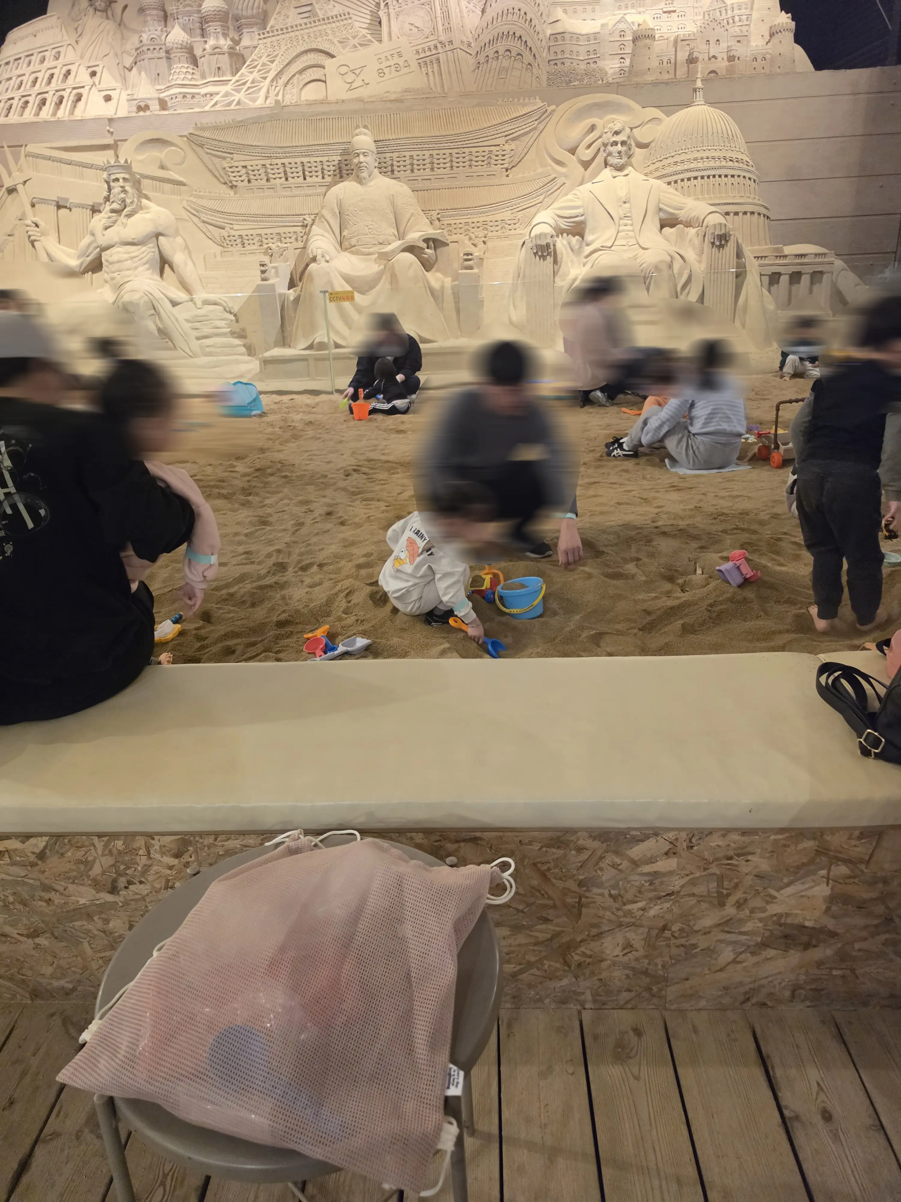 Image in a image block