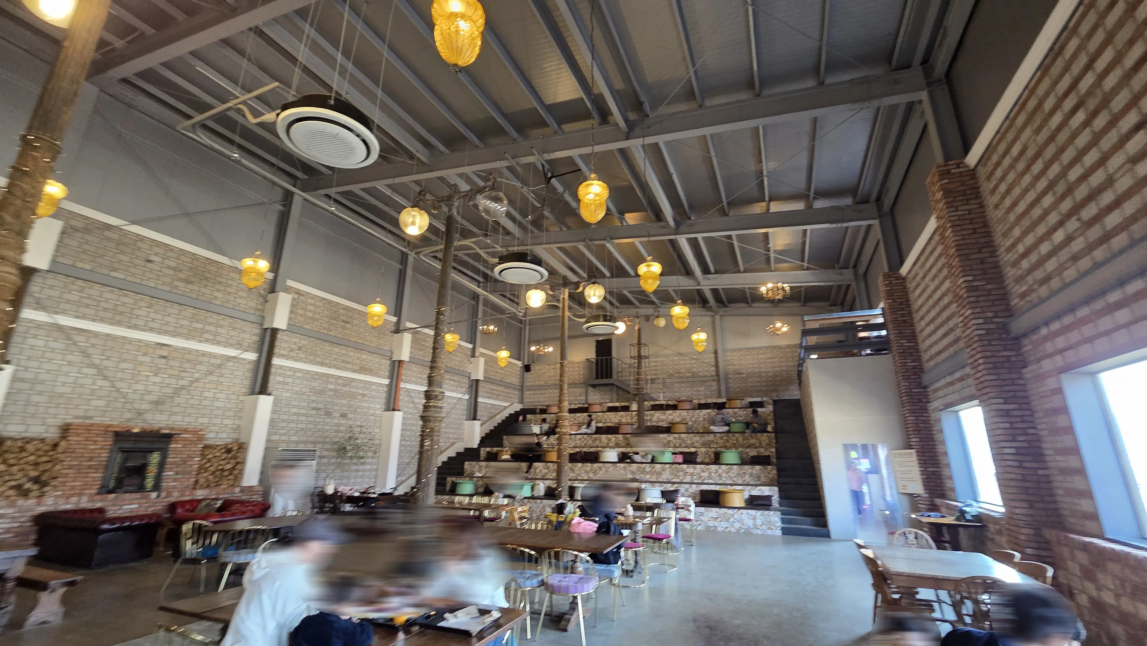 Image in a image block