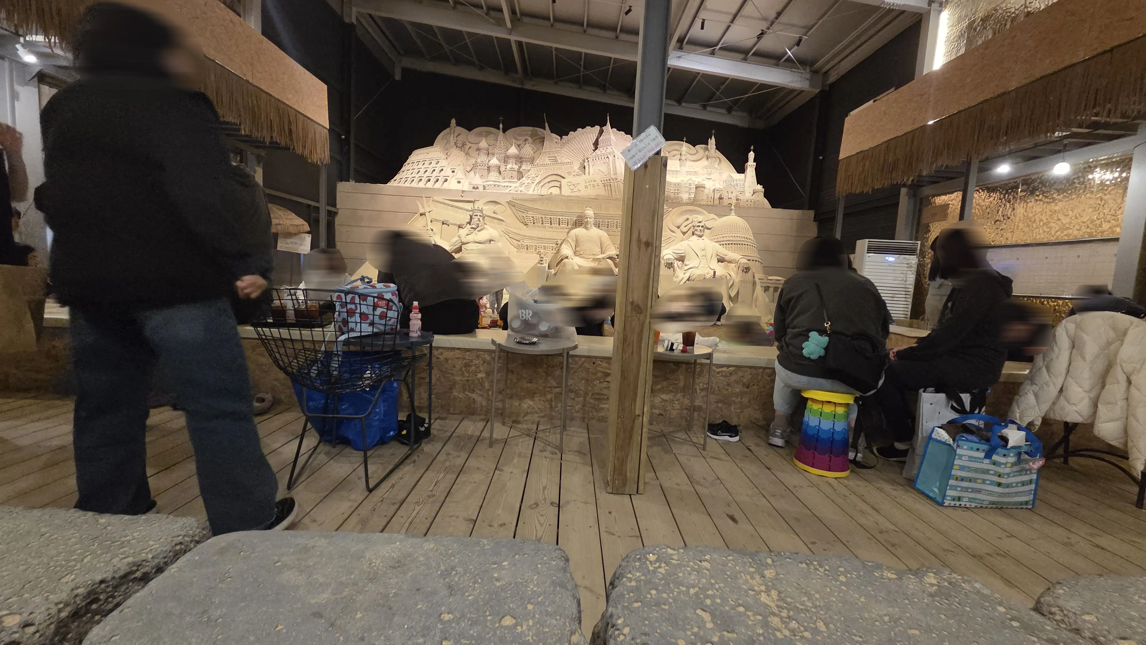 Image in a image block