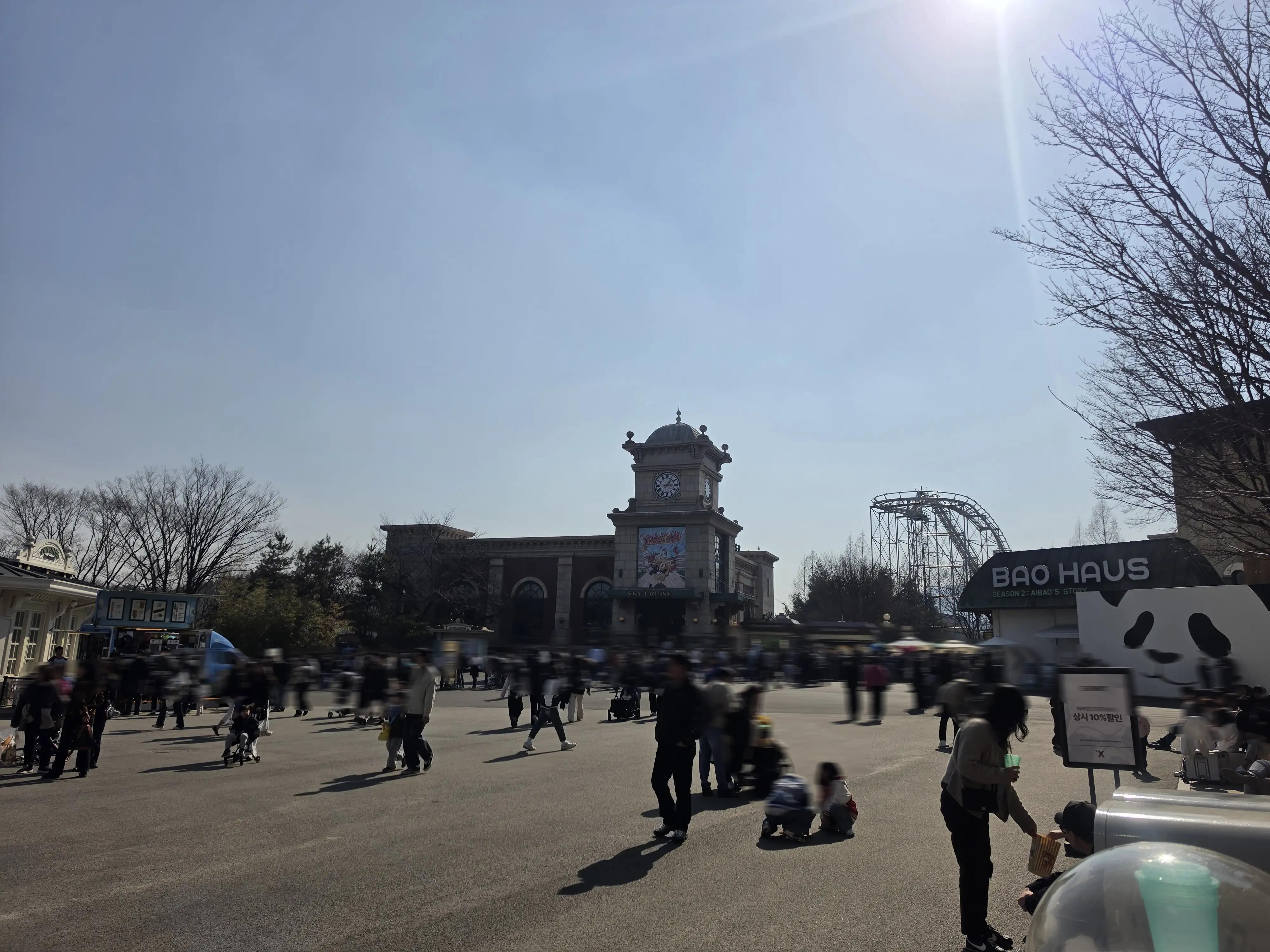 Image in a image block